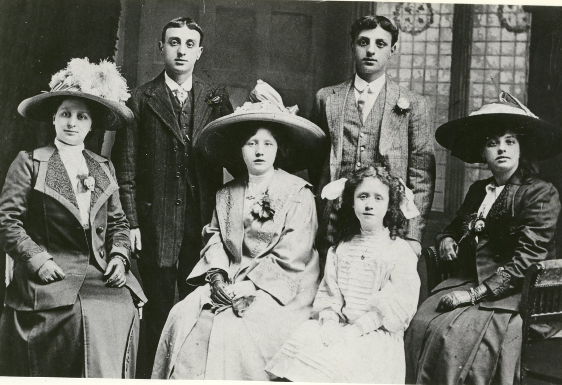 1912