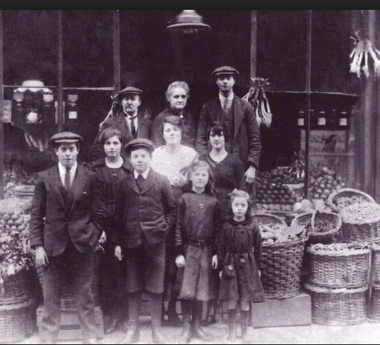 This Greengrocer shop was situated in Delamere Crescent in Paddington London. Photo taken in the 1920s.